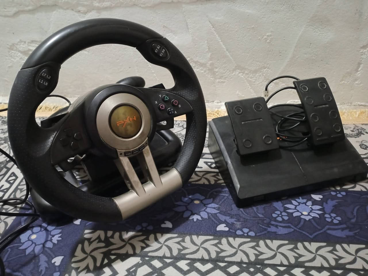 دركسون بلاي للبيع مستخدم شي قليل شغال عنوان بغداد الدوره ابو تشير توصيل فقط بالدوره سعر ٣٠


**إذا كنت صاحب هذا الإعلان وتريد حذفه لأي سبب، رجاءا أرسل رسالة إلى الدعم الفني**