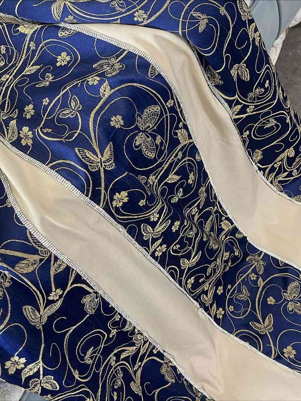 الاستفسار والحجز فقط واتساب+9647775744834
دراعه رمضاني كويتي الاصلي 
سعر 35
قياس 48/46/44/42/40/38/


**إذا كنت صاحب هذا الإعلان وتريد حذفه لأي سبب، رجاءا أرسل رسالة إلى الدعم الفني**