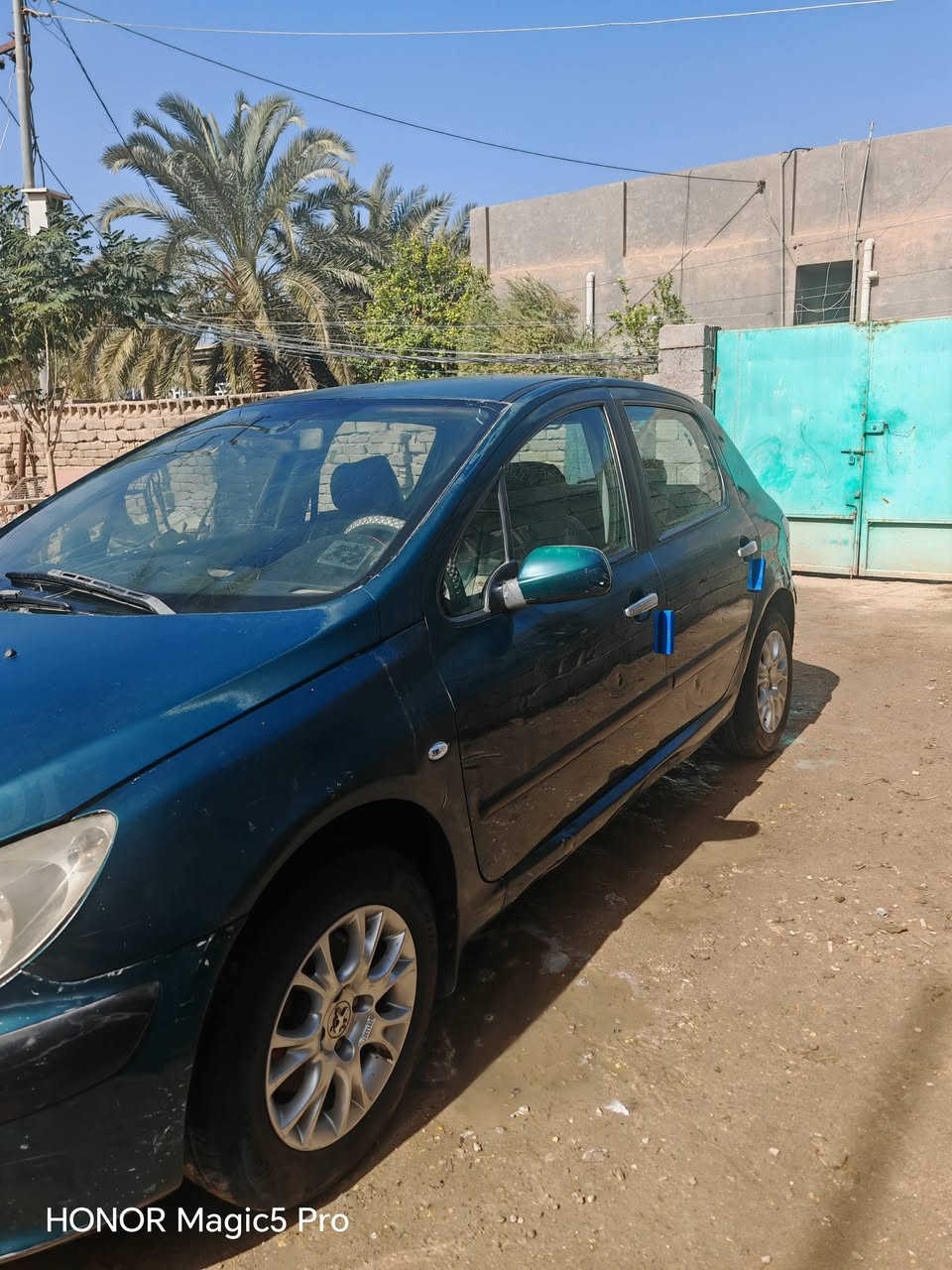 بيجو 2005 نضيفه جاهزه محرك كورله 
المكان الناصريه قضاء النصر السعر 37 وبيها مجال
وقم الهاتف ***********
