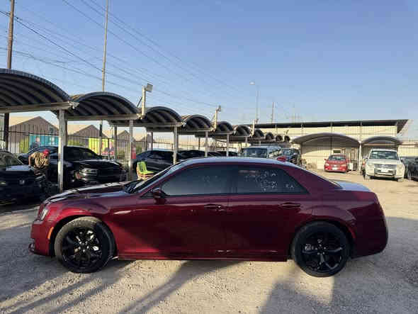 السلام عليكم 
 أوباما موديل 2021  سياره اخت الكلين كفاله من اي داخل  
لون مميز دم الغزال  دخول جديد شرط تحويل بسمنه  سياره داخله كتاب دبلماسي  الرقم ع المشتري يكلف 3ملاين وربع 
رقم هاتف ☎️ ***********
السعر 240وبي مجال 
✅ مواصفات السياره  
2️⃣ حساس امامي 
3️⃣ حساس خلفي 
4️⃣ شاشه كبيره كاربلي 
6️⃣ كشنات تدفئه 
7️⃣ شفتات استيرن   
كشنات جلد 
 + اشاير مراية 
🔴 سياره ماشيه 97 Mil 
⚫️ 1 بصمه  اصلي 
🟠 بجم عريض
🟣 لايتات زينون بلادي
🔈 سستم سماعات  
🟢 كلاصات حار 🌶️
🟢 ويل 20 بلادي
🔴 محرك V6 3600 
عنواني بغداد الحريه الدولعي
