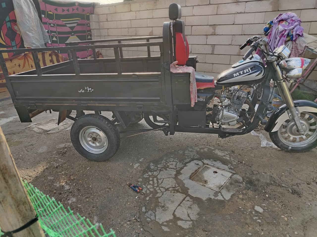 السلام عليكم الستوته البيع مديل ١٦ وراق صولي ومكفوله مكاني الرميثه السعر خاص ***********
