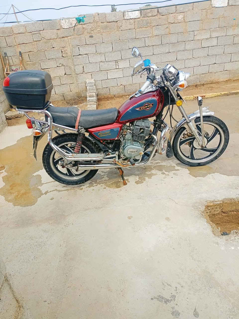 دراجه للبيع رقم صينيه الاستفسار على هذا الرقم 
***********
