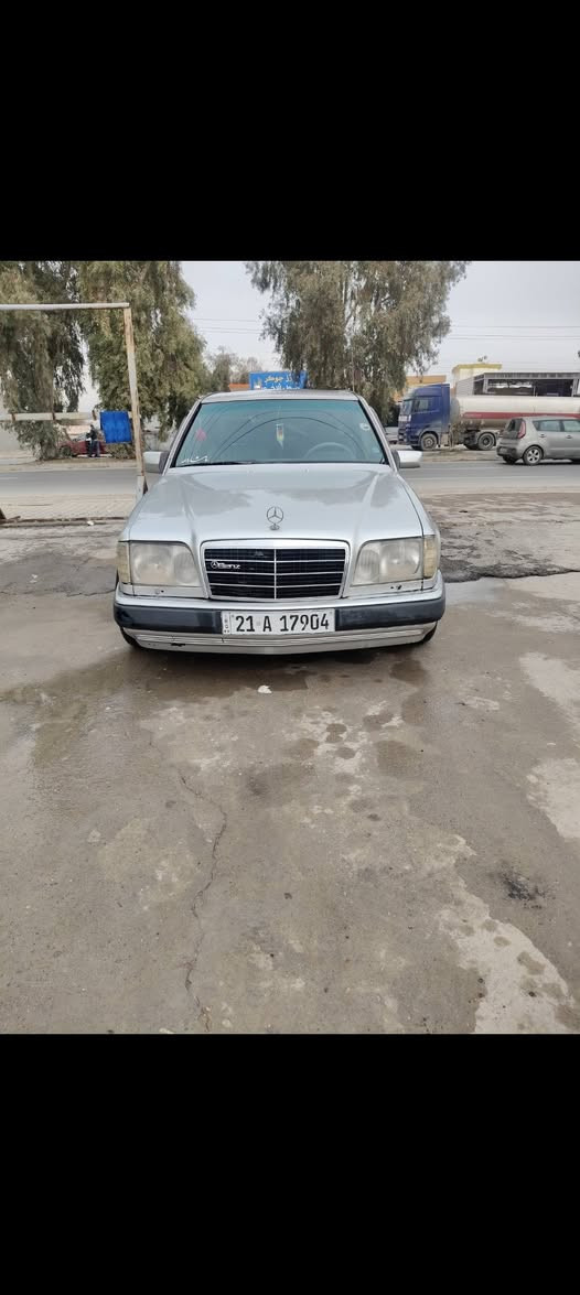 مارسيدس دب موديل ١٩٩١
صبغ عام للجمالية بدون ضربة 
بيها منظومة غاز أيطالية مع الكارت مع بطاقة بانزين 
بيها بصمة قفل ابواب و تشغيل عن بعد ونظام ترحيب
قواعد بلادية 
كشنات جلد بلادية 
لايتات زينون قوية 
مكينه بطه 3000 vvt
مكينه وكير مكفولات
السياره باسمي 
سنوية  وهزة ورقم جديد  
السعر 68 بي مجال
مكاني كركوك 
اي استفسار  عالرقم او ماسنجر 
***********

