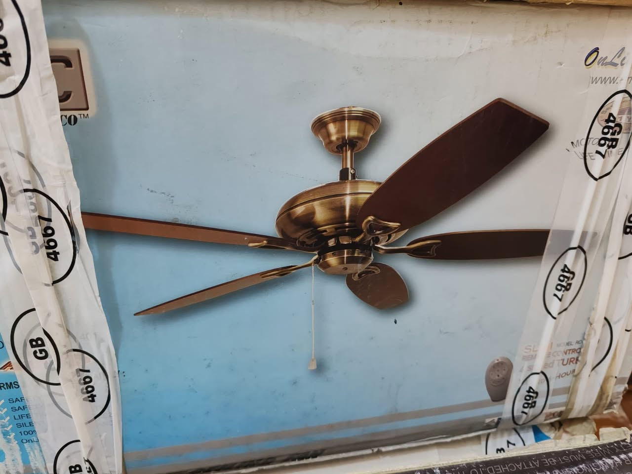 يا الله 
بنكات سقفيه للبيع 
صناعه امريكي 
5ريش و3
بعده كله جديد وما مستعمل شرط الفحط والقوه 
سعره 60 الوحده وبيه مجال 
عنوان بصره كرنه( الثغر)واكو توصيل 
اي ستفسار ⬅️***********
