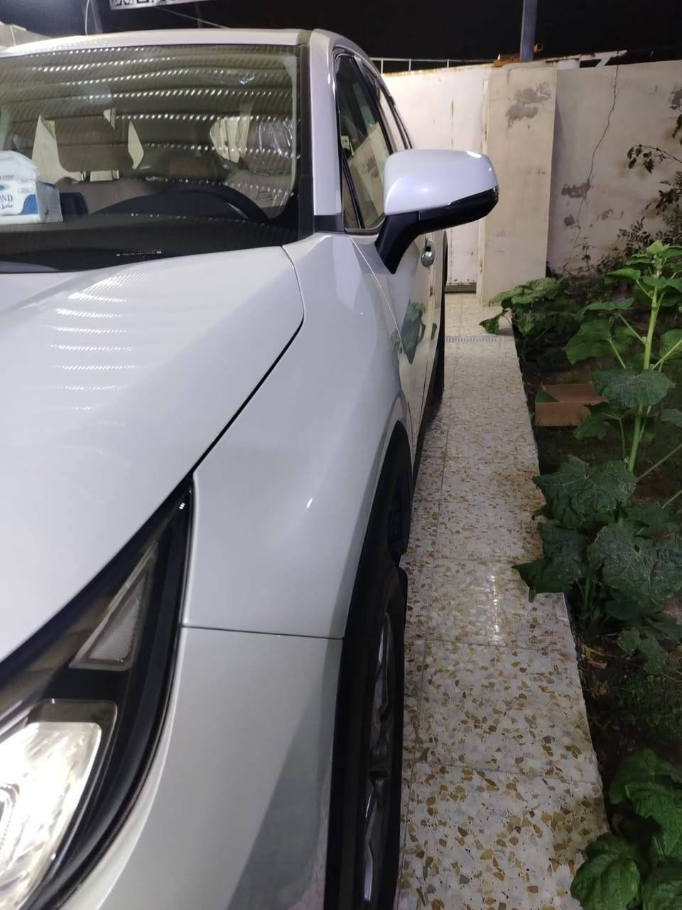 السلام عليكم
مكلف بالنشر 

تويوتا راف فور موديل 2024 لون ابيض شركة ساز بعده بالضمان 

ماشية 4300 كيلو يعني اخت الزيرو

 كلشي على وضع الشركة حتى الدواسات بعدهن مامشدودة

 مابيه اي ضرر صيانته بالشركة 

فورويل درايف محرك 2500 

كتلوكات الشركة وكارت الضمان وكلشي موجود 

السيارة رقم بغداد 

السعر 40 مليون وخمسمية الف دينار

للاتصال 

0773 169 8873

اني مكلف بالنشر
