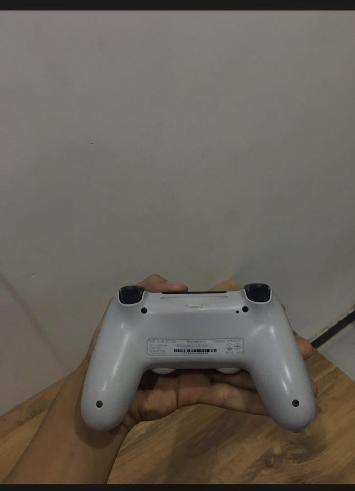 يده بلي فور اصليه مال بلي مو تجاريه مابيه كل مشكله  سعر 25 الف 🎮


**إذا كنت صاحب هذا الإعلان وتريد حذفه لأي سبب، رجاءا أرسل رسالة إلى الدعم الفني**