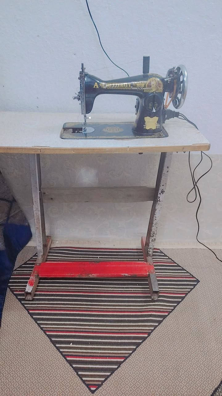 مكينه للبيع باب اول سعر 50قفل هيه وميزه مكان ميمونه شراي يجي خاص


**إذا كنت صاحب هذا الإعلان وتريد حذفه لأي سبب، رجاءا أرسل رسالة إلى الدعم الفني**