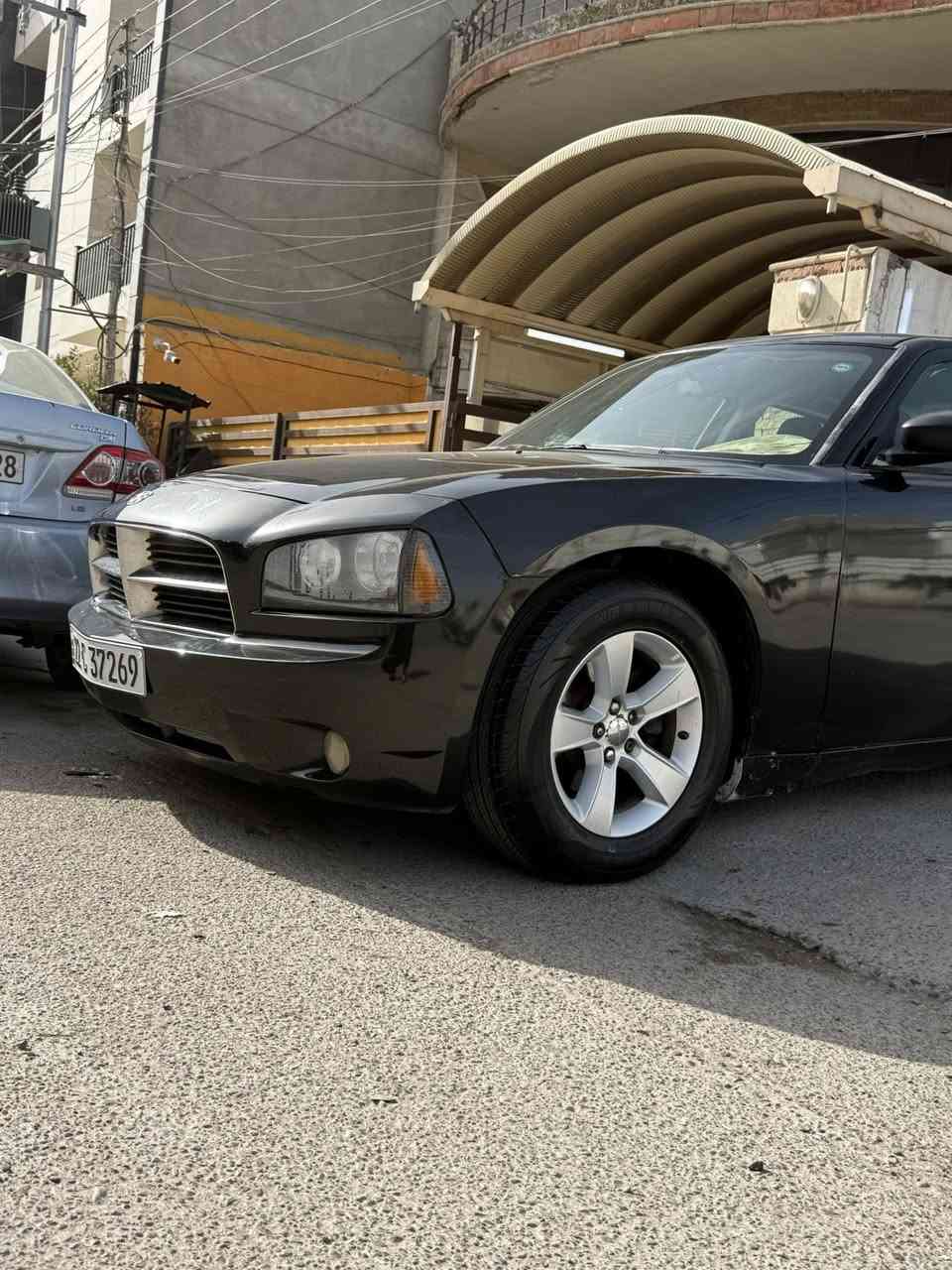 السلام عليكم للبيع او مراوس بجارجر او اوباما احدث معا فرق جارجر 2010 اصل كنديه سياره  مكينه 3500اصل صبغ حزام بدون دواخل رقم اربيل بسمي سياره تحويل مباشر السعر 105 وبيها مجال قليل لاتصال ***********
