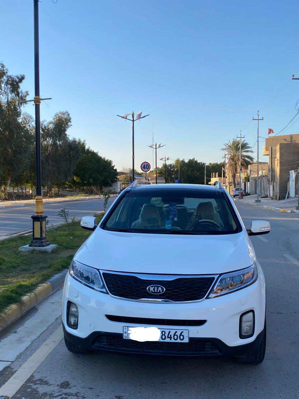 السلام عليكم ورحمه الله وبركاته 
سياره سورنتو للبيع موديل 2014 شكل 2015
كفاله........محرك 6 سلندر 3600 كامره دواره شاشه كبيره حساسات اماميه خلفيه......بنوراما (فتحه السقف)....بصمه ابواب وتشغيل تحكم ستيرن فول نظام أيكو أشاير بلمري ...مري شفط كشنات جلد تبريد تدفائه  اناره ترحيب ع كتابه سورنتو بدجه فولللللللل مواصفات مفوله السياره بعد مواصفات مذكرته  مكينه كير حداديه تخم تاير شرط ع فحص سياره .....رقم بغداد بأسمي بأسمي سنويه هزه جديده مكان السياره كربلاء طويريج 

السعر175 
‏‪***********‬‏
‏‪***********‬‏
