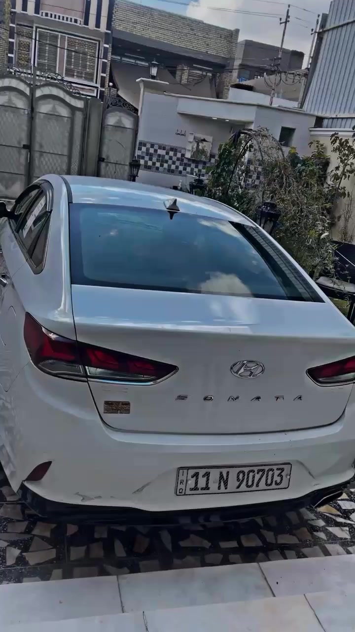 مكاني البلديات سيارة موديل 18 بدون ضربة ضربتها بلدعامية الورا فقط  سيارة نضيفه بيها تگشير قليل سعر 35 وبيها مجال حك الجية ***********
