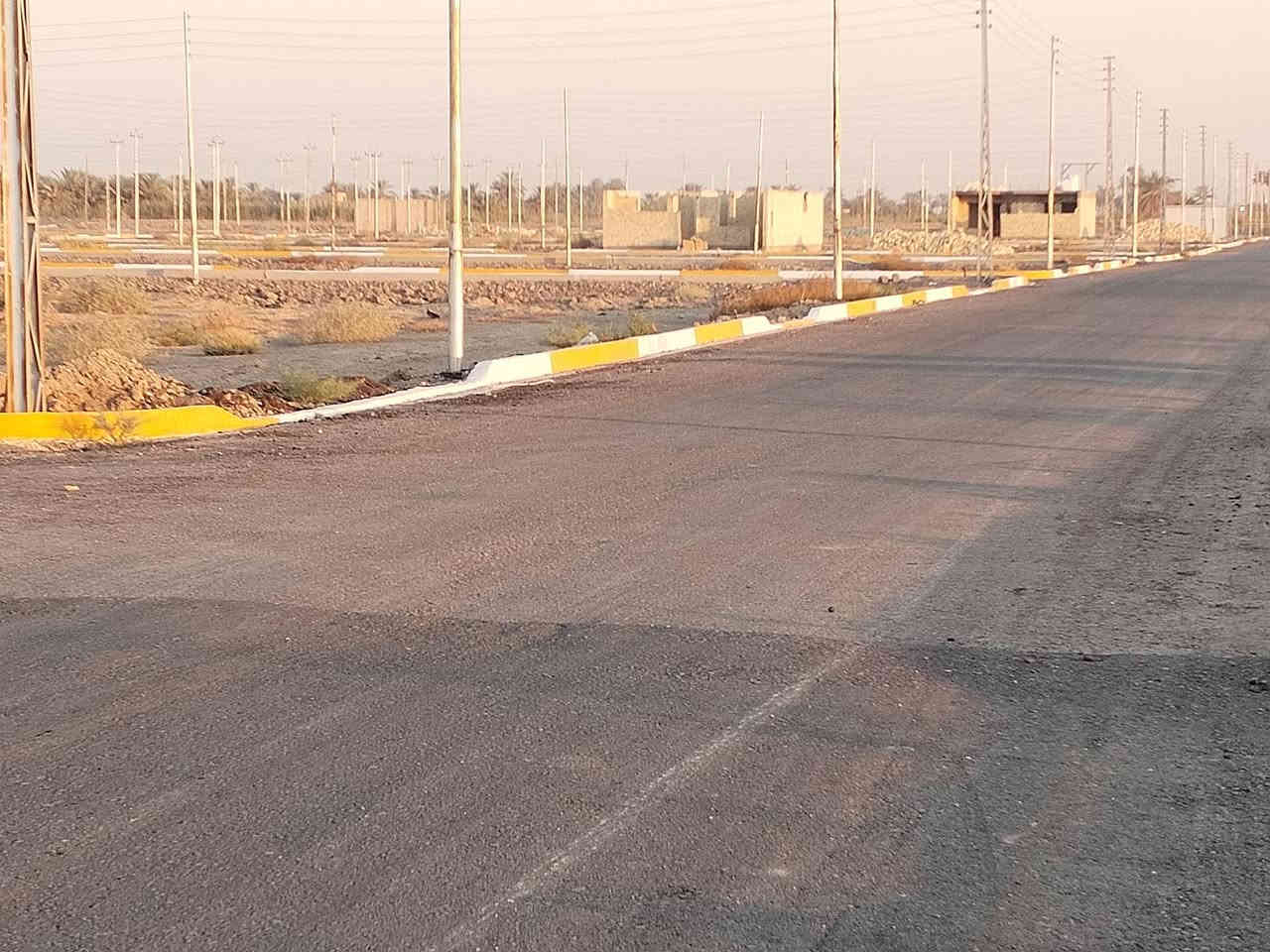 قطعة أرض مساحه ٤٠٠متر واجه ١٥ نزال ٣٠ ركن ملاسق لمجمع سيسبان الثالث دقيقتين عن طريق السريع الدوره يوسفيه خدمات كامله تبليط مجاري وكهرباء واساله ماء سند ٢٥ قرار محكمة بأسمي طابو المحموديه للإستفسار الاتصال على الرقم *********** واتساب مفتوح ***********..
