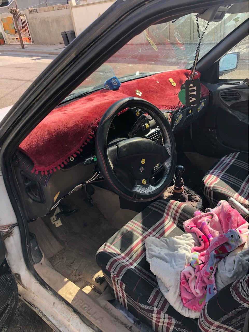 دايؤ  ئيسپرؤ  مؤديل١٩٩٦ گيرو مه كينه به شه رت  ئه ولياتى  به شه رت   سه ياره كه جايزه مالى فه قيره  تونوو تؤله كاره باى مه زبوته  
فرؤشتنوو گؤرينه وه السليمانية, العراق


**إذا كنت صاحب هذا الإعلان وتريد حذفه لأي سبب، رجاءا أرسل رسالة إلى الدعم الفني**