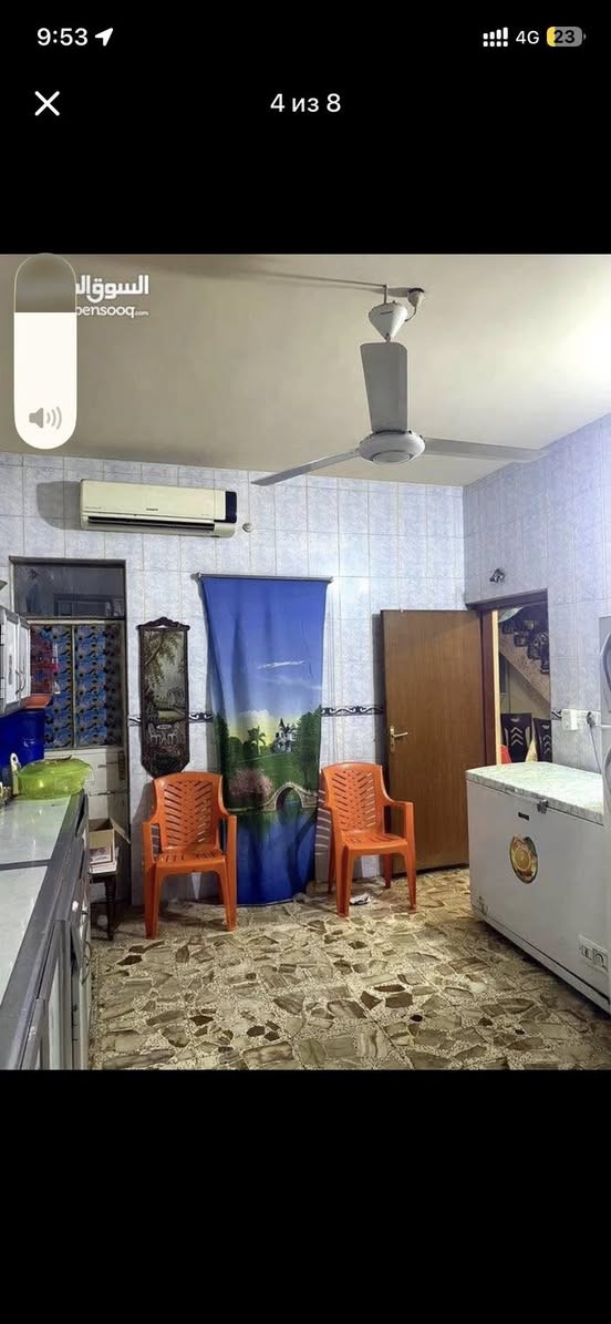 بيت للبيع مساحة 130 م  طابقين يحتوي على غرفة نوم وصالة واستقبال ومطبخ في الطابق الأول الطابق الثاني يحتوي على غرفة وسويت كامل الموقع كربلاء حي الأمين قريب مجسّر العباس (ع)  الاستفسار الاتصال على الرقم 
***********   /   ***********
