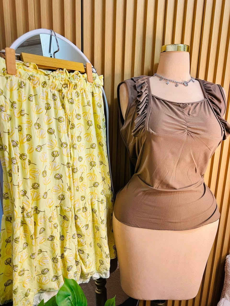 #تراكات نسائي ♥️
خامات درجه اولى 
متوفر كل القياسات 

⤵️⤵️


**إذا كنت صاحب هذا الإعلان وتريد حذفه لأي سبب، رجاءا أرسل رسالة إلى الدعم الفني**