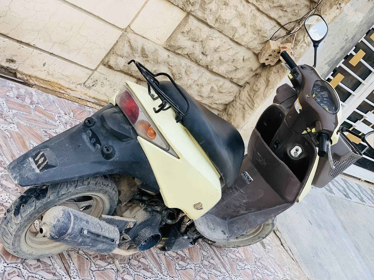 السلام عليكم مأطور ابو السله للبيع كله شغال سلف وهندرنكره سلف كهربائيات كله شغاله محرك ناعم عايزه بس ترايش الجوه السعر ٢٥٠ وبي مجال مراسله أو الاتصال على الرقم ***********
