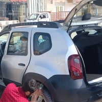 رينو داستر موديل ٢٠١٨ مكفولة جديدة مال بيت  مكينة 2000 رقم بغداد السعر...
