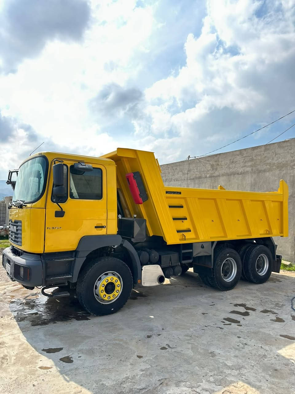 مان محسن ٢٠٠٢ حجم ٣٧٠
مکفول کفالە عام تحویل مباشر نفس یوم
مکان سلیمانیە رقمو سنویە جدید و بودی  جدید
***********
