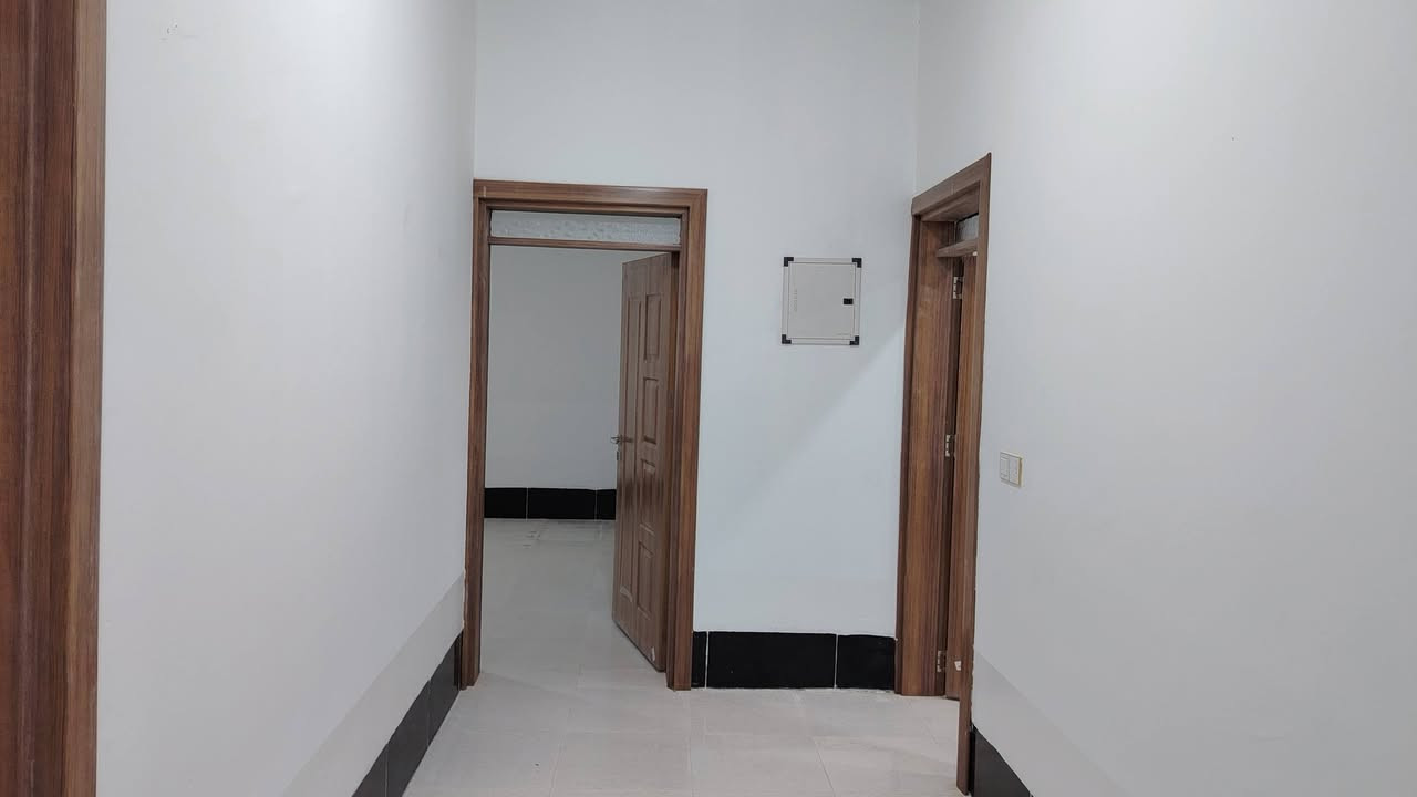 بيت جديد غير مسكون 
المواصفات
دور واحد
زراعي
٢٥٠ متر
٢ غرفه نوم
مطبخ باراد حار
السعر 55  مليون
العنوان
صالح الدين قضاء العلم 
لمعرفة تفاصيل أكثر اتصل على الأرقام أدناه
***********
***********
أو راسلني على واتساب
