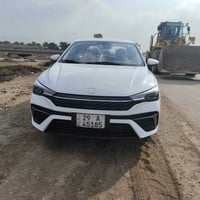 ام جي فايف + MG 5  موديل 2025  مكفوله كفاله عامة  ماشية 9000  مرقمة  و...