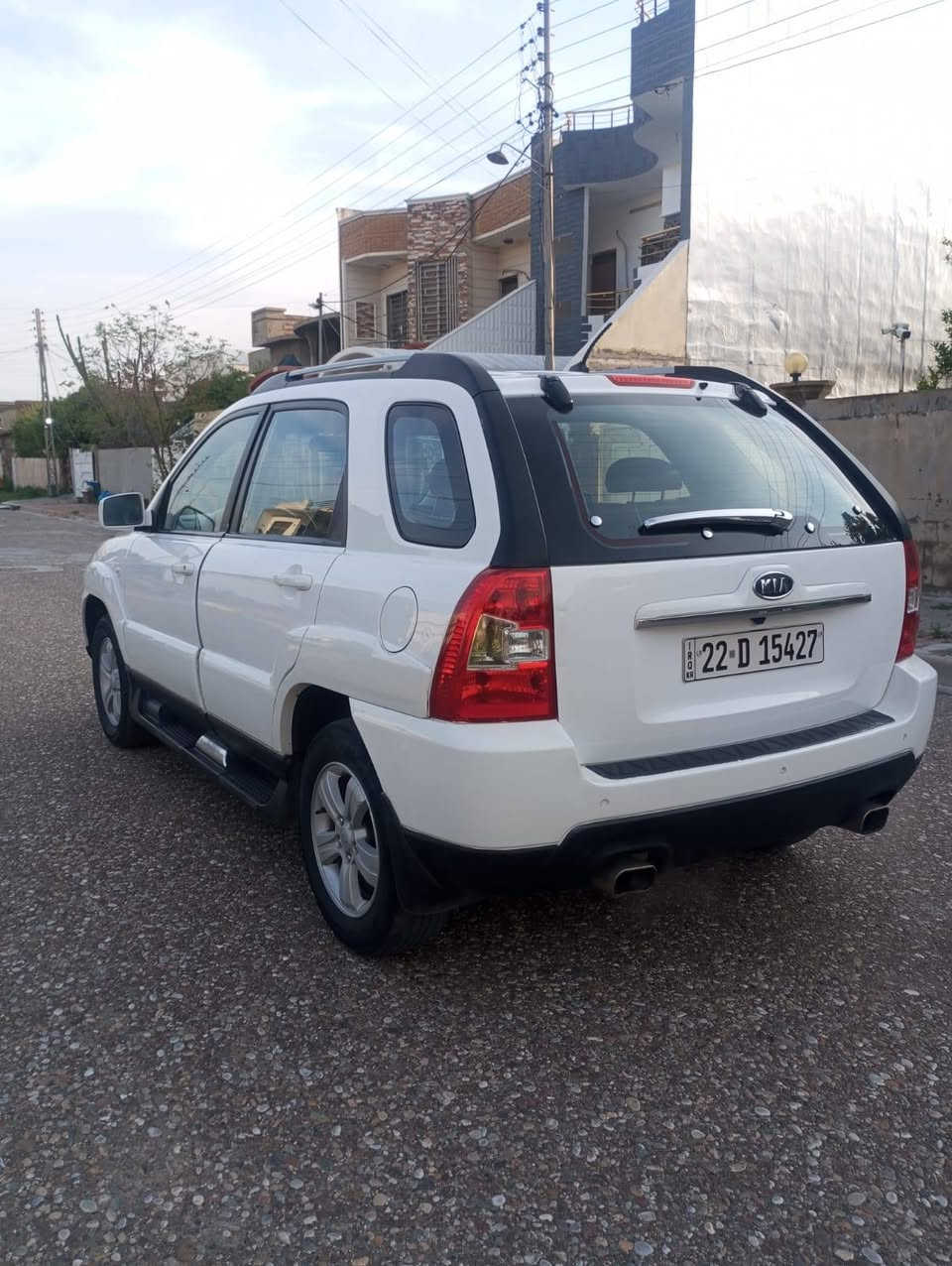 كيا سبورتج موديل 2009
بدون صبغ سنويه جديد دفتر بنزين بي جاهز من كل نواحي سعر١١٦بي مجال قليل 
شراي خابر *********** 
مكان كركوك كركوك, العراق
