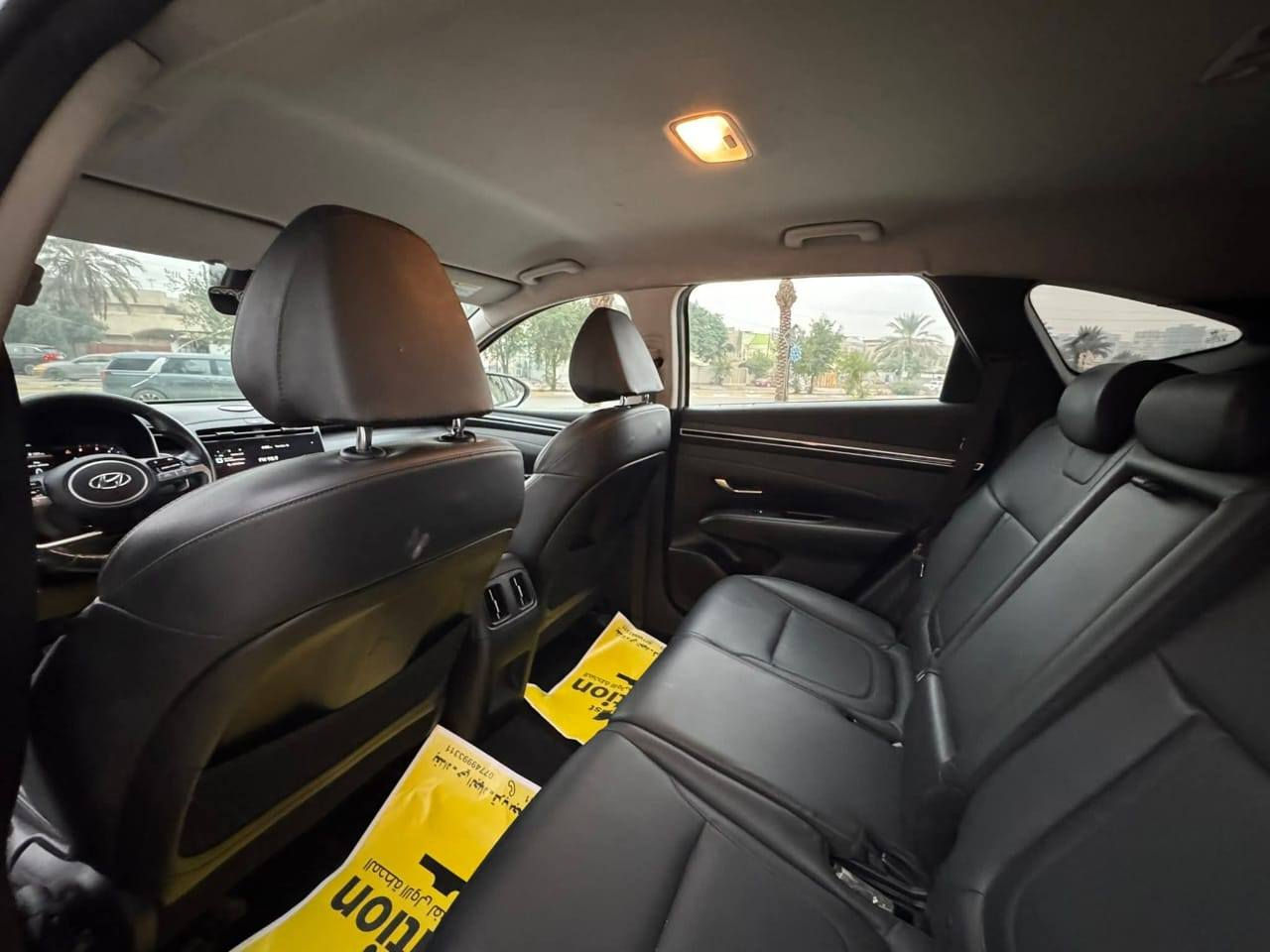 السلام عليكم
هونداي توسان 2023 وارد كوري 
ماشيه 65 الف 
محرك 2000 تيربو ديزل 
مواصفات NLAin
بصمه 
شاشه 
كأمره 
تحكم ستيرن 
كراسي جلد 
تبريد قطعتين
تدفئة تبريد بالكشنات
حساسات أمامية خلف 
اشاير بالمرايات
تشغيل عن بعد
حادثها بل تكم تبدل باب سائق بلادي ومعادلة قمارة  
مكانها بغداد حي الجامعة 
السعر 145 $ بيها مجال 
رقم واتساب ***********
