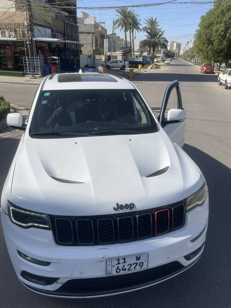 للبيع Jeep2019امريكي فئة X 
للاستفسار *********** واتساب
