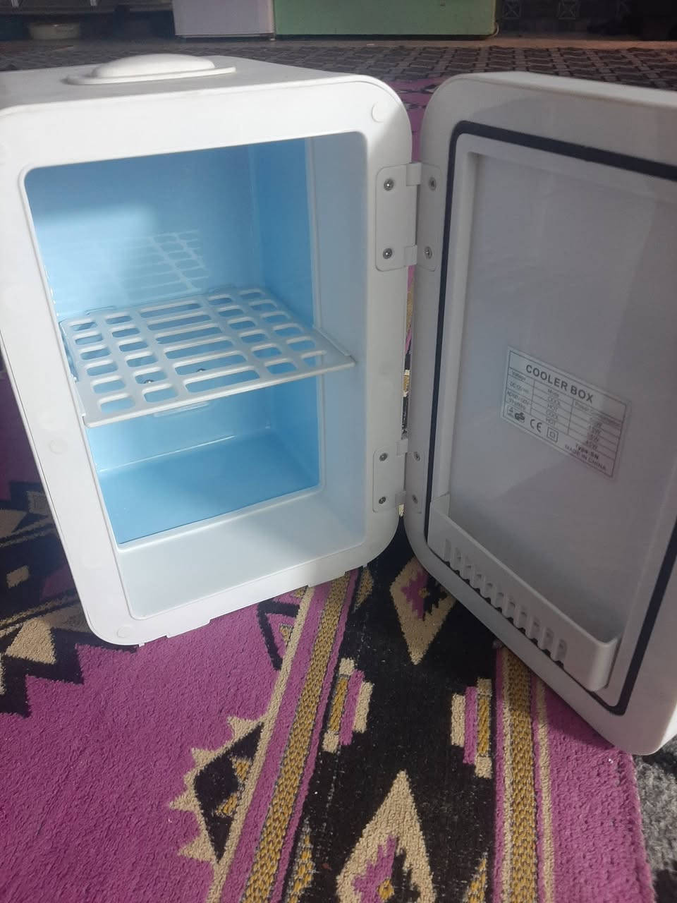 ثلاجه غير مستخدمه شغاله يعني جديده تشتغل ع الكهرباء وتشتغل ع جداحه السياره سعرهة ٣٥ مكاني بغداد نهايه حي اور


**إذا كنت صاحب هذا الإعلان وتريد حذفه لأي سبب، رجاءا أرسل رسالة إلى الدعم الفني**