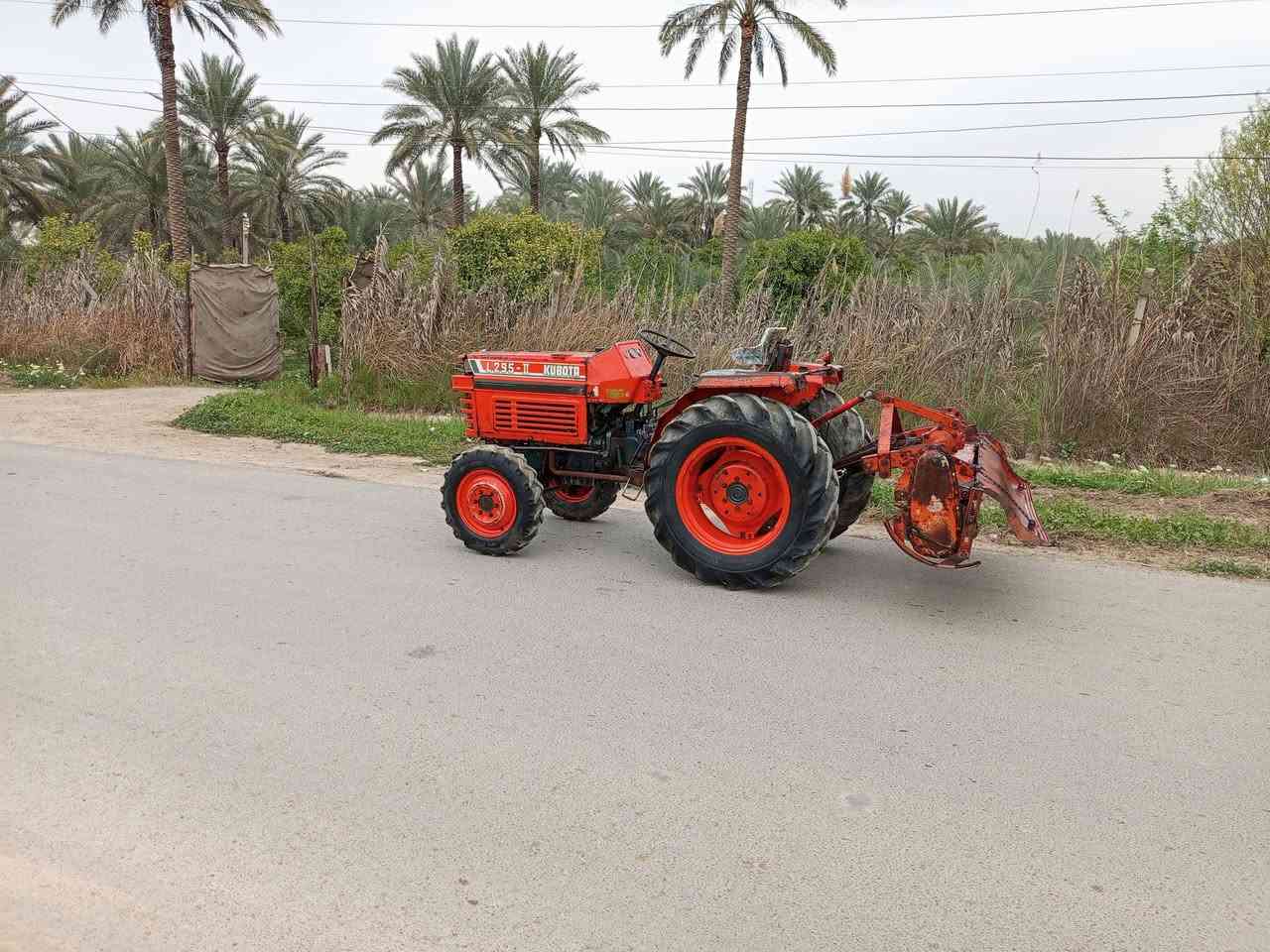 السلام عليكم للبيع مكينه كابؤتا بلاديه ياباني موديل 90ياباني 3بستم دبل اكسل بلادي مع رفاسه بلاديه كابؤتا مكان بغداد الاتصال على الرقم ***********
