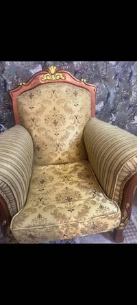 كنب ١٢مقعد • نضيف • الفلوجه