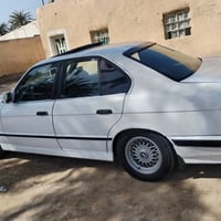 بي ام 525 • ١٩٨٩ • الديوانية الشاميه
