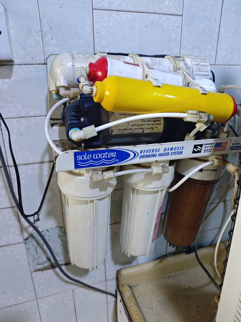 للبيع بحاله جيده جدا 
براد ماء حار بارد مع منظومه ارو 
السعر 155 
حله  شارع 40 
***********
