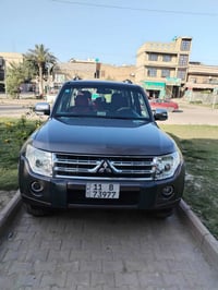 بيع سريع باجيرو ٢٠١٠ كفاله عامه من صبغ و ضربه وتبديل تخم تاير جديد صدر...