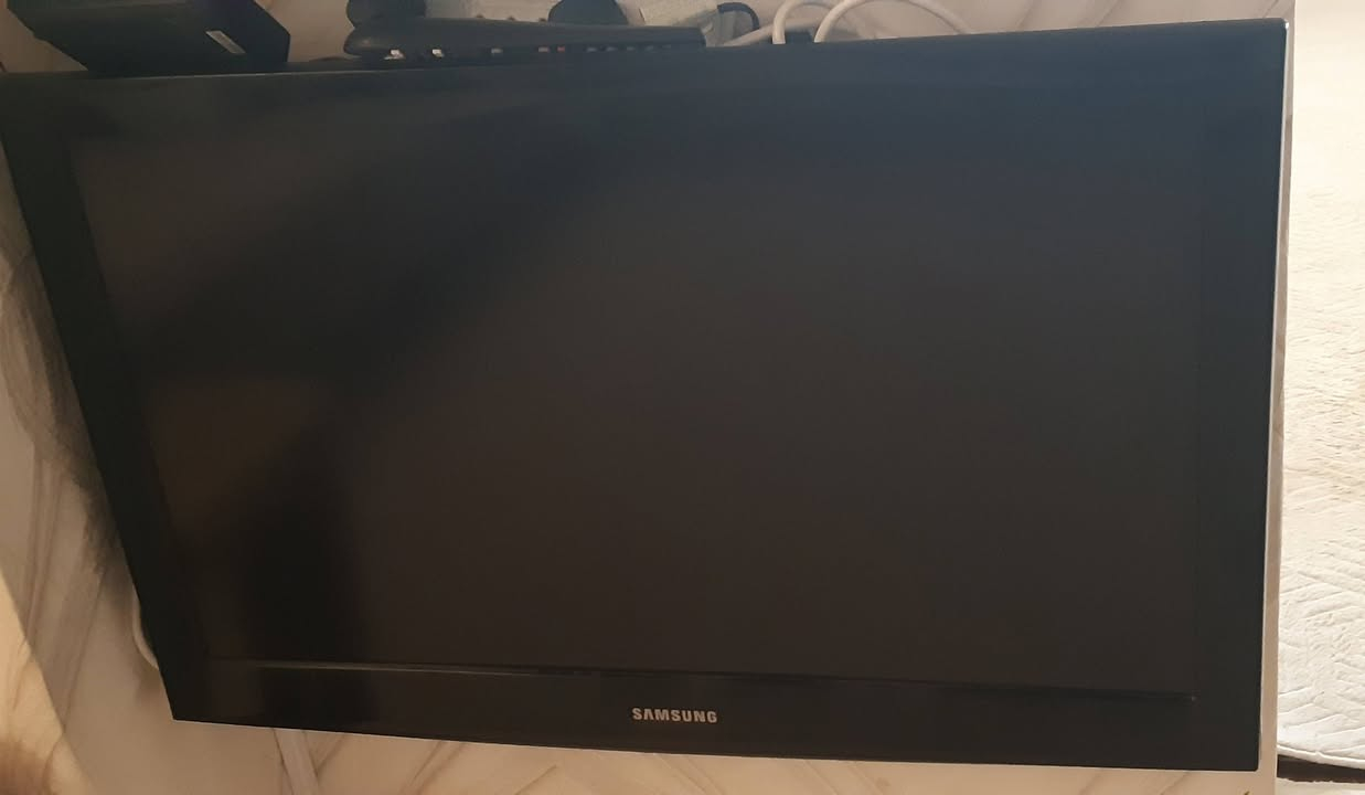 TV  شاشە  32  سامسۆنگ  زۆر  پاکە دەوروبەری سلێمانی


**إذا كنت صاحب هذا الإعلان وتريد حذفه لأي سبب، رجاءا أرسل رسالة إلى الدعم الفني**