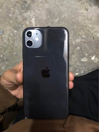 ايفون 11 • نضيف • شاشة مستبدلة