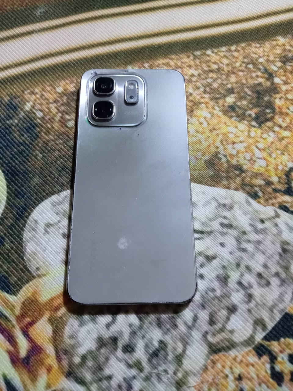 هوت. ٥٠لبيع. نهايته٧٠


**إذا كنت صاحب هذا الإعلان وتريد حذفه لأي سبب، رجاءا أرسل رسالة إلى الدعم الفني**