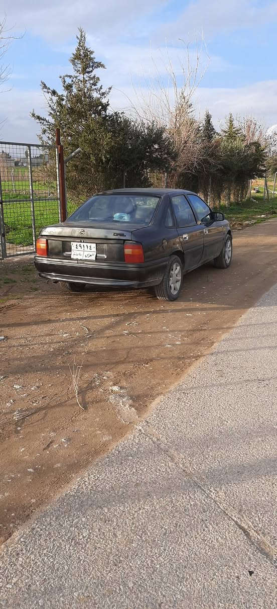 بەناوی خودا ئەم ڤیکترایە لۆ فرۆشتن مودیل 92گیرو مەکینە بە شەرت دەعمی قورسی وخایسی نیە abs مەکینە 18 سلایتە قوفل مەرکەزیە ژینگەی پیشوی دراوە سەنەوی بەسەر چوە  نرخی 33وەرقەو معامە گۆرینەوەش دەکەین بە ئاڤانتی . شوین کویە ژم ***********.... ***********فایبەرو وەتسئاب كويسينجاك, أربيل
