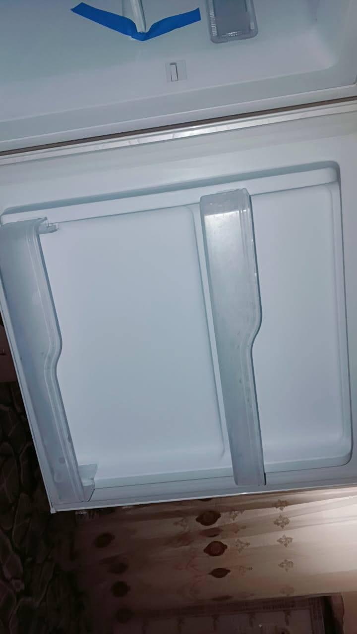 ثلاجه للبيع نوعيه كلش زينه حجم وسط السعر 275وبيه مجال


**إذا كنت صاحب هذا الإعلان وتريد حذفه لأي سبب، رجاءا أرسل رسالة إلى الدعم الفني**