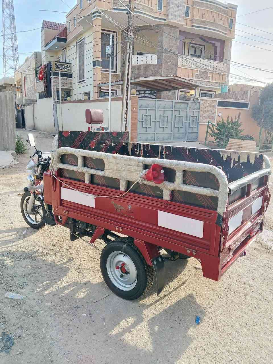 سلام عليكم
طرطوره #للبيع 2023مرقمه سنويه لوحات شرط التحويل 
ستوته نضافه فول كدام عينك محرك اكسن كير كفاله كشر شخط مابي مكانه #رمادي سعره 3450 بيه مجال ***********.. بي واتساب
