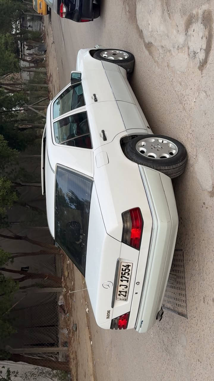 السلام عليكم مارسدس دب موديل 95 كفاله عامه عدا بارد باب الصدر فول مواصفات فتحه داخل جاد اسود كهربائيات شغاله من الطول للطول كير محرك كله بلاد وضع شركه السعر 100
مكاني بغداد الجديده ***********
