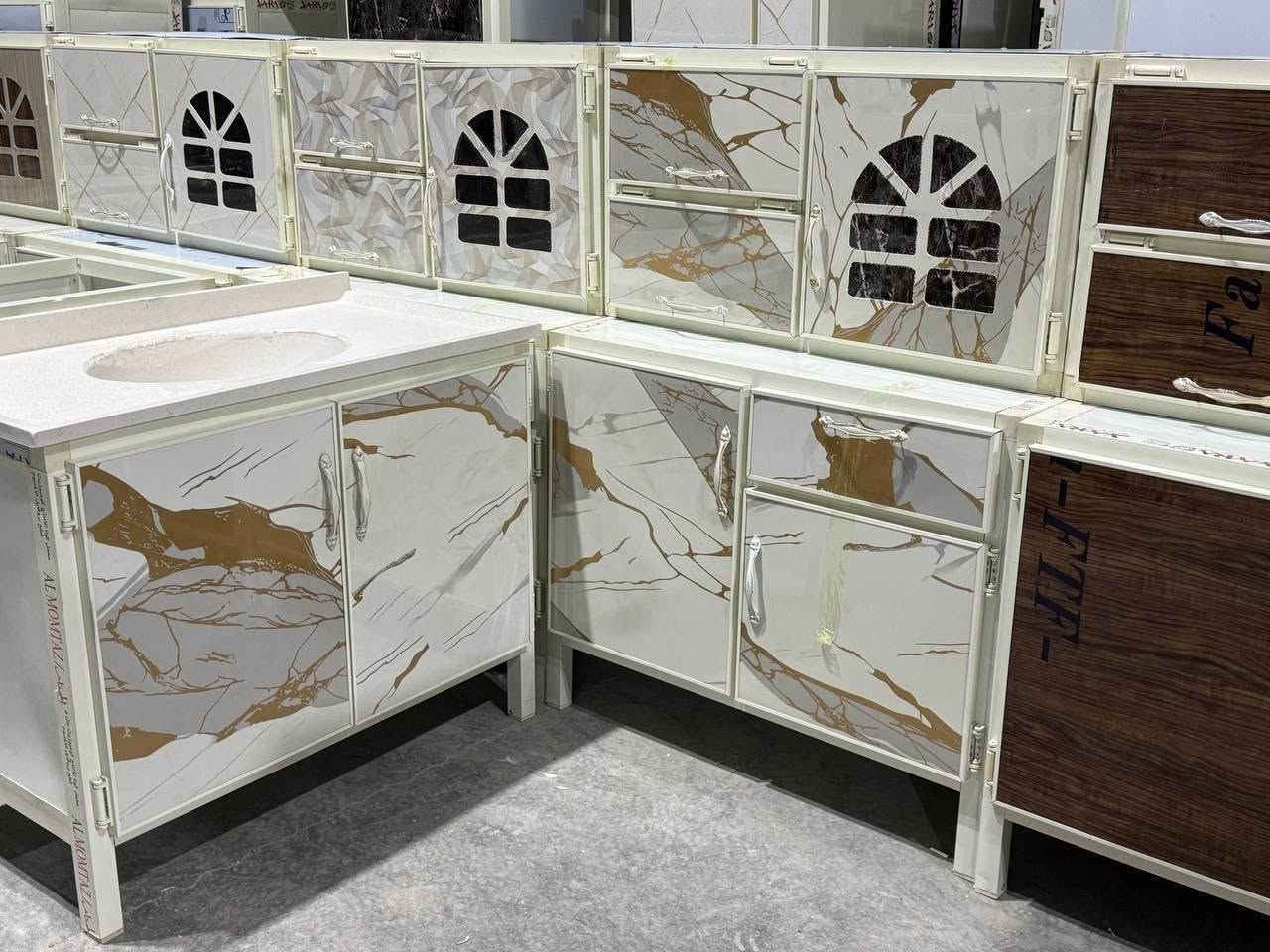 كاونتر متر ثلاث قطع ارضي وملحق وسنك مرمر 
🌹🌹

يتوفر لدينا خدمه توصيل لجميع المحافظات العراق ❤🌹  

مطبخك الأنيق  ❤️‍🩹🤍


**إذا كنت صاحب هذا الإعلان وتريد حذفه لأي سبب، رجاءا أرسل رسالة إلى الدعم الفني**