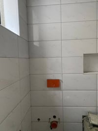 كادر سيراميك جدران شغل درجه اولى شرط المتر ب 4 الف تواصل 07704147030