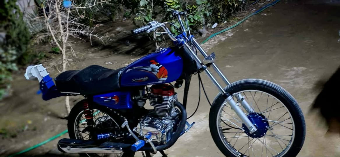 اسلام عليكم دراجه اربعه كير تعمير جديد شرط صارلها شهر ونص عدي الغراض اصلي اذا مو اصلي مرجوعه الدراجه المديل 2026العنوان نجف كوفه شارع المعمل 
.... الدراجه كلك كلك كلك وهاذه رقمي ***********وبي واتساب السعر خاص
