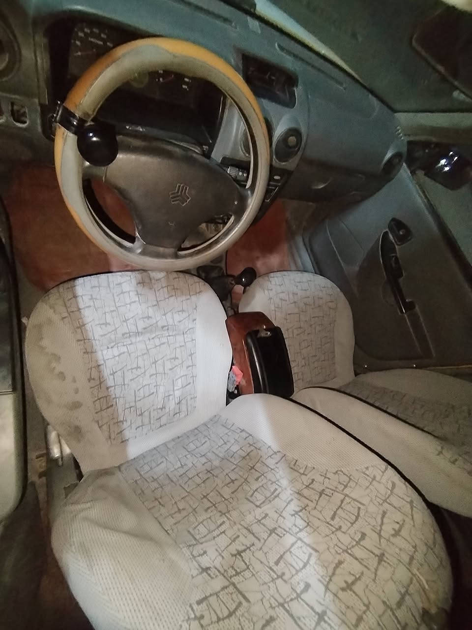 السلام عليكم سايبه ١٥ رقم كربلاء سنويه لل ٢٠٣٠ سياره كير محرك تخم تاير حداديه كفاله بيها بنيد وشويه صبغ بدون دواخل سعرها ٢٩ وبيها مجال بسيط مكانها طوريج مداور ثاني يوم ***********
