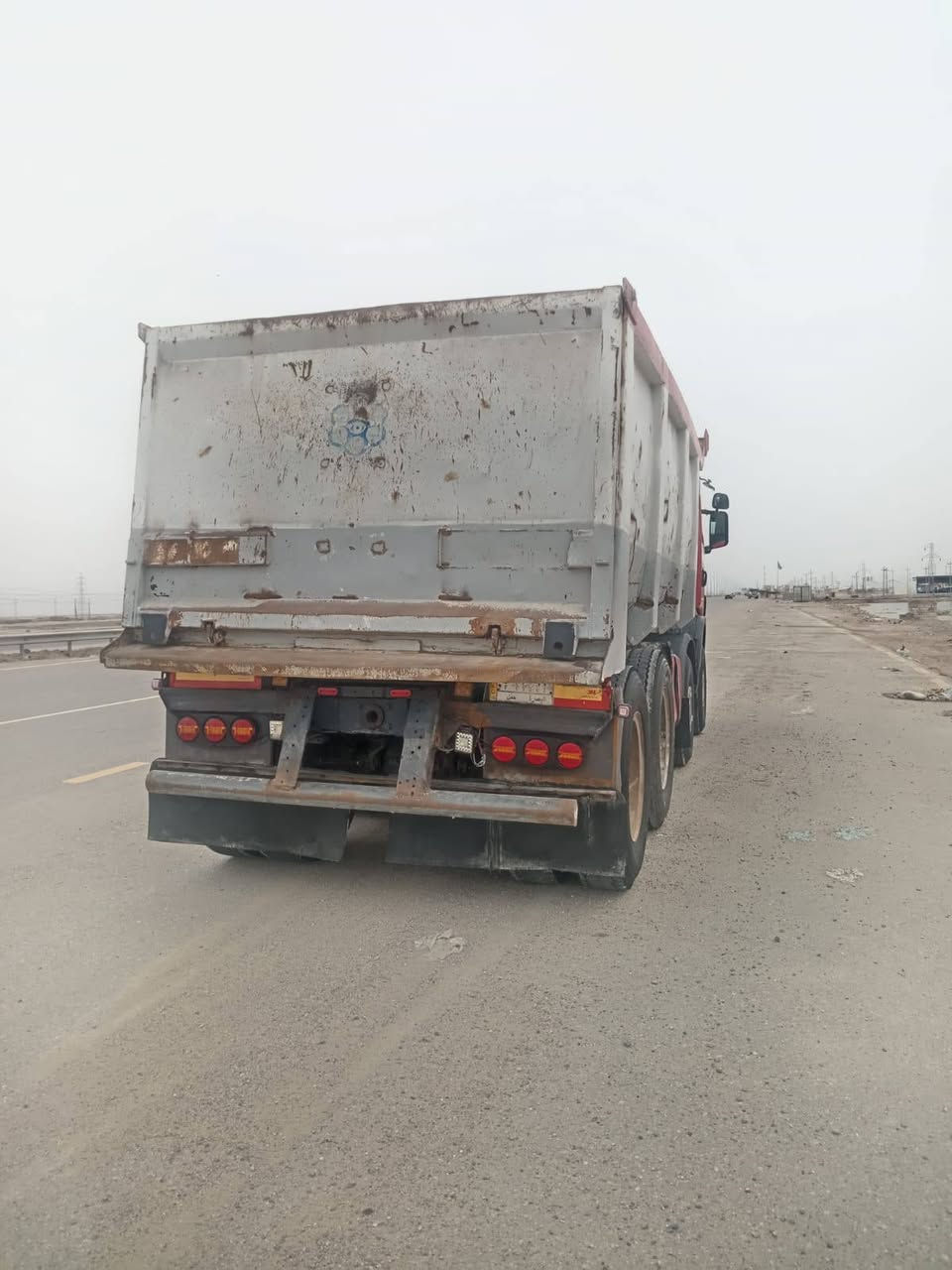 سلام عليكم للبيع سكانية 2003 رقم بصره بسمي تحويل مباشر مكينه انجكتر تخم تاير سياره كامله ومكفوله مكاني بصره رقم الهاتف ***********
