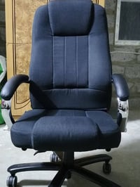 كرسي • ديكور منزلي