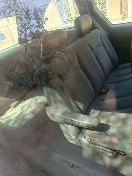 السلام عليكم
دوج كرفان موديل 2007رقم بغداد بسمي تحويل ثاني يوم سياره بلاديه وجاهزه من كولشي محرك 2400بلادي 
تبريد ثلج قطعه وحده 
داخله نضيف 100%
شاشه اندرويد 
تخم تاير خط اليض 
سياره مناقصه اي شي مابيه لا صبغ ولا ضربه
للبيع 60وبيه مجال بسيط ومستعجل ع بيعه 
مكاني بغداد 
***********
