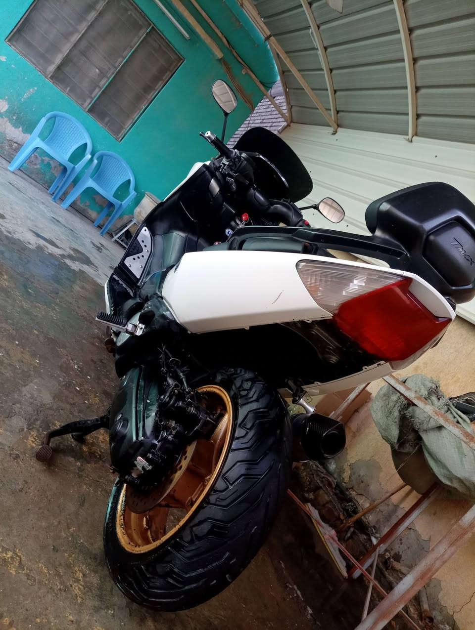 تي ماكس  2011
مكينه كفاله
عليه ادامه. 
كلج دهن
دهن اكسل 
منظومه راديتر
عليه اكزوز رياضي
عليه تجوه 
دراجه كفره 80 /100
دراجه شلعه ومعدل  
(((((الدراجه لبيع. اومراوس  فقط اوتماتيك ))) مكاني (((حله))))
***********
