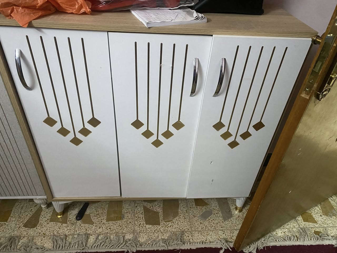 السلام عليكم غراض للبيع كلشي وسعره


**إذا كنت صاحب هذا الإعلان وتريد حذفه لأي سبب، رجاءا أرسل رسالة إلى الدعم الفني**