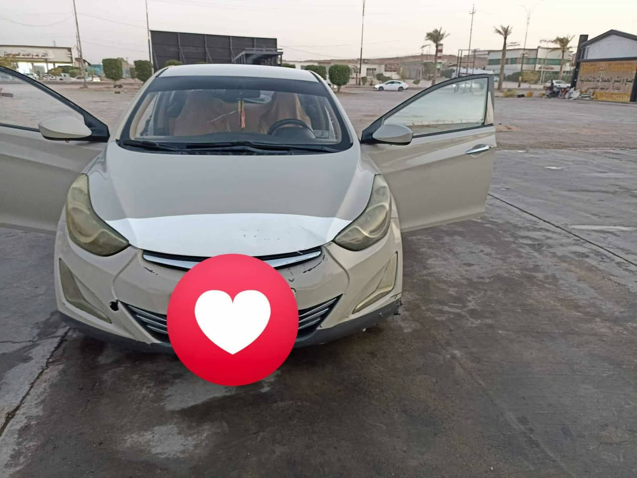 النترا موديل ١٢ ضررها موضح بالسونار  رقم انبار مشروع وطني محرك١٨٠٠ كير تبريد مكفول سياره مكفوله من الكلبه والتجيه :مراوس او للبيع  السعر لان مراوس مكدر اذكره يريد يعلق واذكر اله السعر ***********
