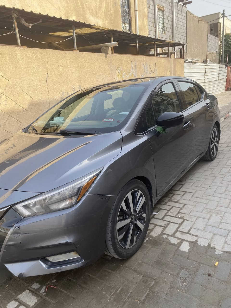 السلام عليكم نيسان فيرسه مديل 21 وارد امريكي معوقين بعد سنتين اصير حره كفاله من الضربه بس بيه بل جاملق كد شبر مرجعينه عل بارد ولباقي شوف العين  السعر ١١٧ المكان البصره الاصمعي التواصل علهاذ الرقم ***********
